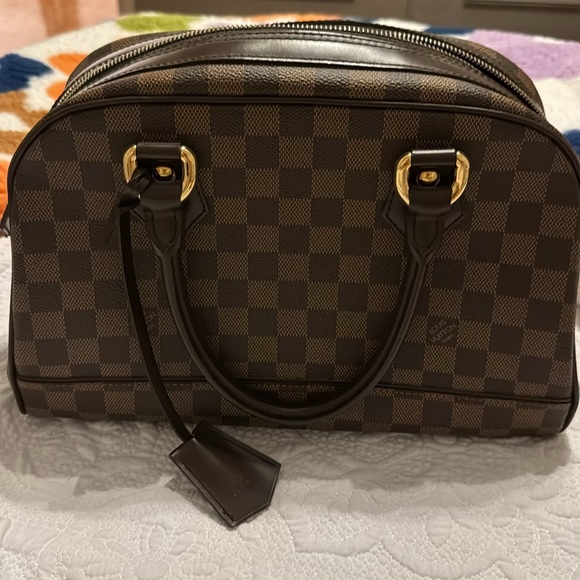 Authentic Louis Vuitton purse - Picture 3 of 9